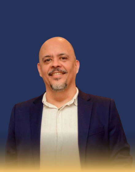 dr. sergio gomes ( f a ) 440x560